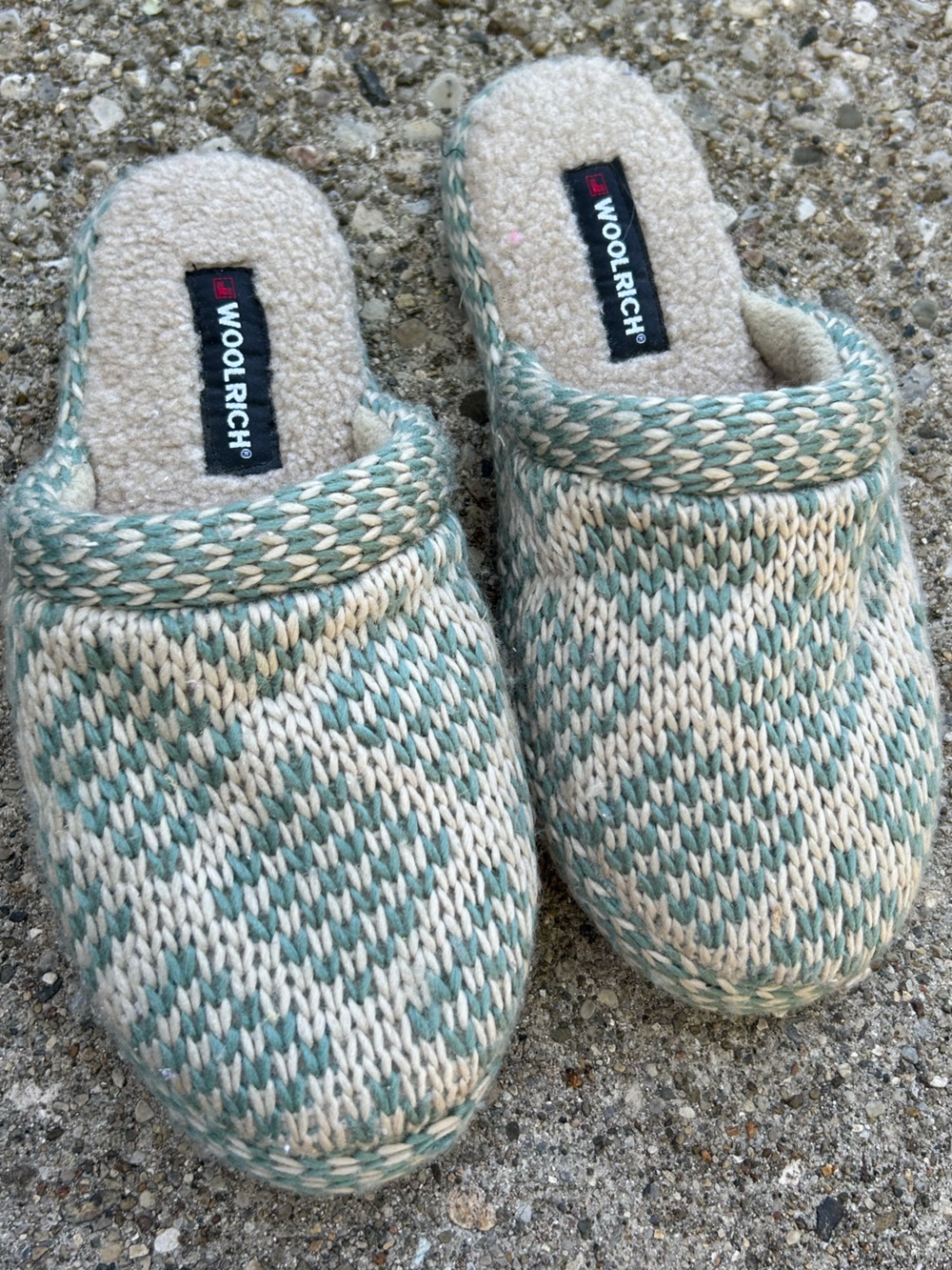 Woolrich Women's Knit Slip-On Slippers in Cream & Sage Green Size 9